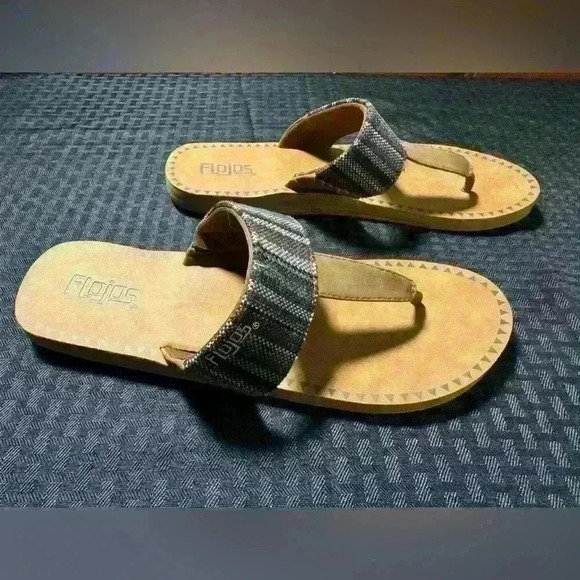 Flojos Sandals - Picture 8 of 9